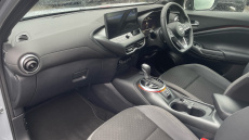 Nissan Juke 1.0 DiG-T N-Connecta 5dr DCT Petrol Hatchback